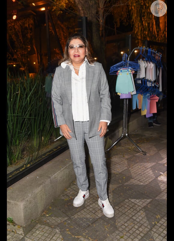 Roberta Miranda apostou em conjunto Gucci para festa de luxo de 37 anos de Simaria, no Jardins, em São Paulo, na noite desta quarta-feira, 26 de junho de 2019