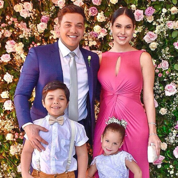 Wesley Safadão convidou o fã especial para conhecer sua família