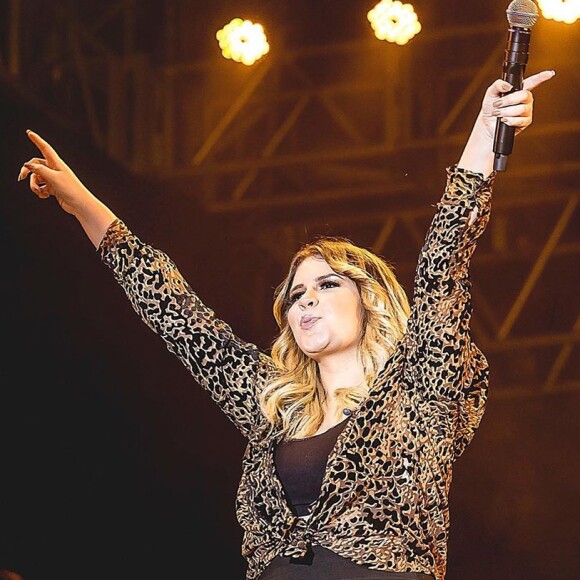 Marilia Mendonça está grávida do primeiro filho