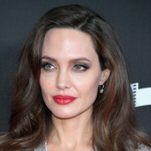 Angelina Jolie foi comparada à filha de Thaeme Marioto pela cantora: 'Tenho a boca dela'