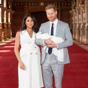 Meghan Markle e Príncipe Harry não teriam convidado o pai da duquesa para o batizado do neto