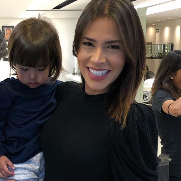 Linda, filha de Adriana Sant'Anna, mudou o visual com o visagista e hair Influencer Rodrigo Siqueira 