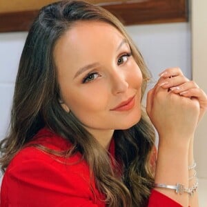 Larissa Manoela já rebateu críticas sobre tamanho da testa