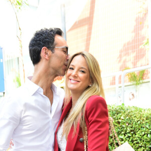 Ticiane Pinheiro e Cesar Tralli receberam Manuella, 1ª filha do casal, no dia 12 de julho