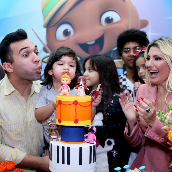 Salvatore é filho de Antonia Fontenelle e Jonathan Costa