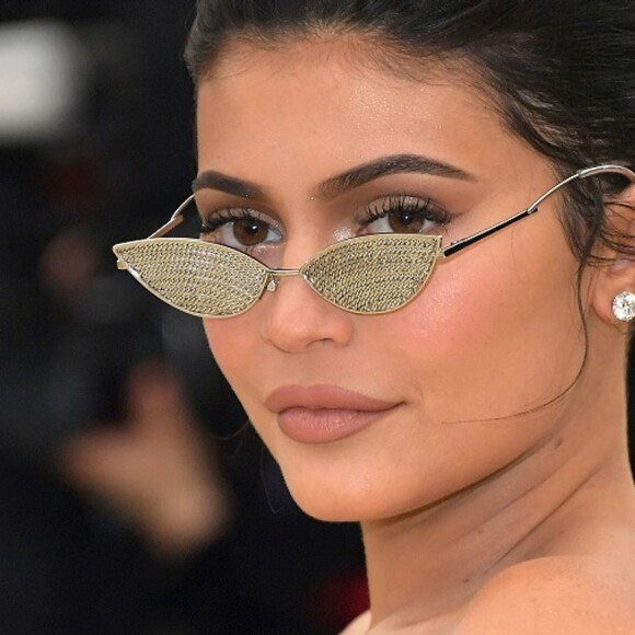 Kylie Jenner mostra semelhança com a filha, Stormi, em foto antiga, nesta quinta0-feira, dia 25 de julho de 2019