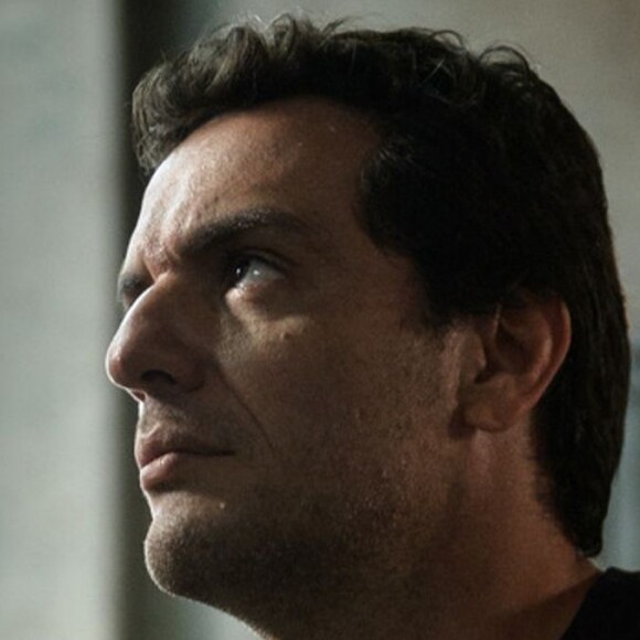 Rodrigo Lombardi mostrou decepção com paisagem em almoço em família na Torre Eiffel: 'Ok, está valendo'