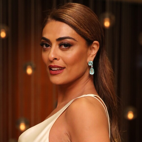 Juliana Paes afasta polêmica por não revelar posição política: 'É particular'