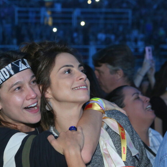 Fernanda Gentil levou a mulher ao show de Sandy e Junior