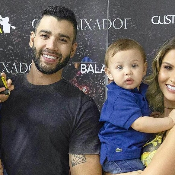 Filho de Gusttavo Lima, Samuel acompanhou o pai na música 'Seu Lobato': 'É cantor o meu neném?!'