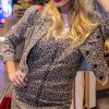 Giovanna Lancellotti usou uma jaqueta de animal print para evento de moda nesta quarta-feira, dia 28 de agosto de 2019