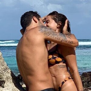 Namoro de Anitta e Pedro Scooby acabou após quase três meses. 'ealmente não sabemos se é algo definitivo', alegou a cantora sobre a separação