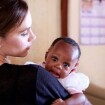 Victoria Beckham realiza sua primeira missão pela ONU, na África do Sul