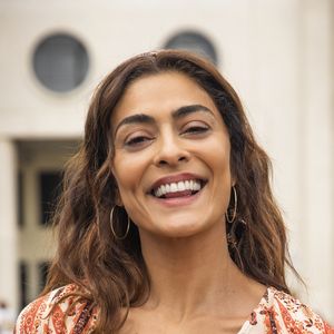 Maria da Paz (Juliana Paes) começa uma nova confeitaria do zero na novela 'A Dona do Pedaço'