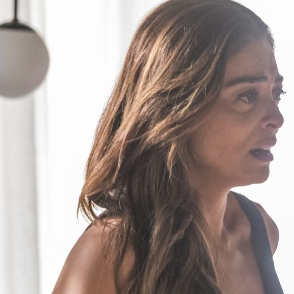 Nos próximos capítulos da novela 'A Dona do Pedaço', Maria da Paz (Juliana Paes) fica sem entender após Matilde (Laura Cardoso) a chamar pelo nome: 'Ela lembrou quando comeu o bolo. Como se o bolo trouxesse uma recordação'