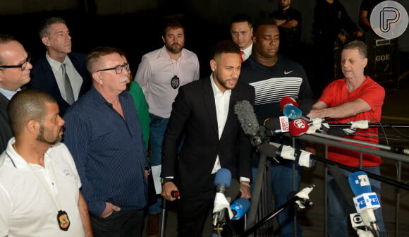 Modelo de polêmica com Neymar foi indiciada pela polícia de São Paulo com 3 denúncias