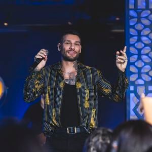 Lucas Lucco estreou novo projeto 'De Bar em Bar' e recebeu cerca de 500 pessoas no evento