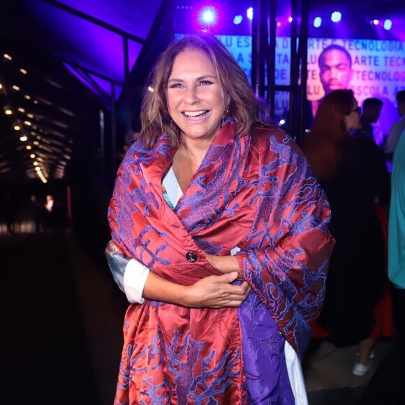 Fafá de Belém se reúne com famosos em jantar beneficente no MAM para a escola Spectaculu, de Marisa Orth e Gringo Cardia, nesta quinta-feira, 19 de setembro de 2019