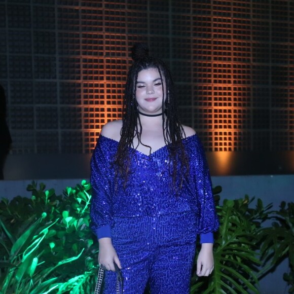 Filha de Tom Cavalcante, Maria Antônia exibe visual trançado em festa de Cleo