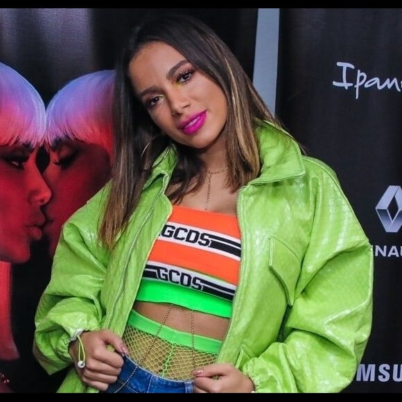 Anitta dá nova festa privada em mansão às vésperas do Rock in Rio