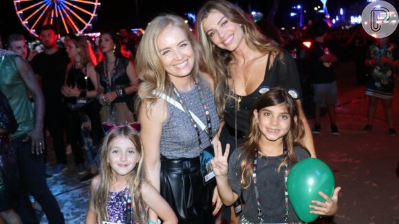Angélica e Grazi Massafera curtem Rock in Rio com as filhas Eva e Sofia, em 5 de outubro de 2019