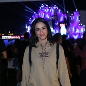 Bruna Marquezine foi fotografada com Gian Luca Ewbank na últilma quinta-feira no Rock in Rio