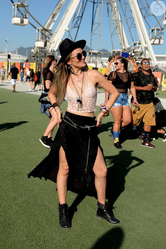 O estilo western, inspirado no faroeste, com botas e chapéu preto, fez sucesso entre as fashionisitas no Rock in Rio