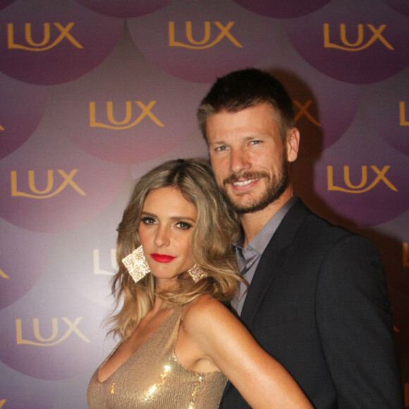 Fernanda Lima e Rodrigo Hilbert ainda não decidiram nome de filha nesta segunda-feira, dia 07 de outubro de 2019