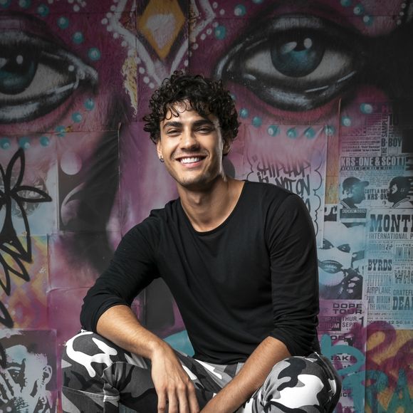 Pedro Alves dá vida ao Guga de 'Malhação: Toda Forma de Amar'. Personagem homossexual é o primeiro protagonista da novela exibida desde 1995