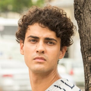 Pedro Alves, o Guga de 'Malhação: Toda Forma de Amar', quer chamar atenção com seu personagem: 'Existem muitos outros que sofrem diariamente e é por isso que o Guga e meu posicionamento existem. Para tentar acabar com essa falta de empatia'