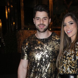 Mulher de Alok, Romana Novais mostra foto de viagem com o marido nesta segunda-feira, dia 11 de novembro de 2019