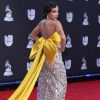Anitta usa 2 looks e aposta em brilho com laço gigante para o Grammy Latino, nos EUA, nesta quinta-feira, dia 14 de novembro de 2019