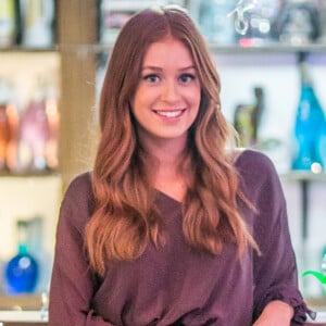 Marina Ruy Barbosa grava novela 'Bom Sucesso' como Eliza, sua personagem em 'Totalmente Demais', 2015