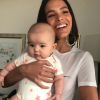 Bruna Marquezine visitou Zoe, filha de Sabrina Sato, em hotel no Rio de Janeiro
