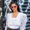 Tá na moda: óculos de sol em tamanho maxi com armação bicolor é tendência do verão 2020