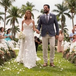 Vestido de noiva na gravidez: mulher de Sorocaba, Biah Rodrigues usa modelo feito em 5 dias para casamento neste domingo, dia 15 de dezembro de 2019