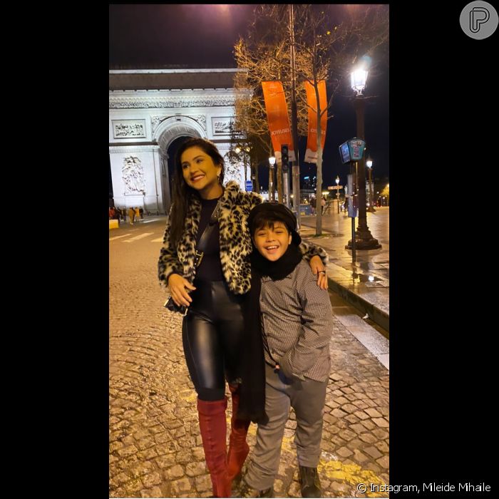 Filho de Mileide Mihaile,  Yhudy  está curtindo o frio europeu ao lado da mãe  