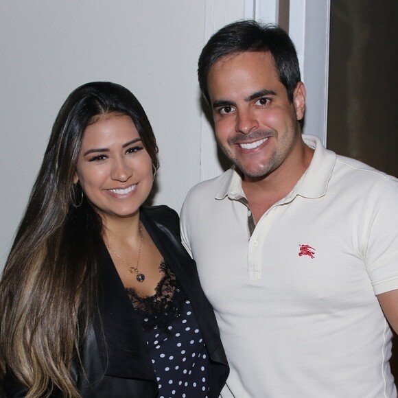 Marido de Simone, Kaká Diniz ganhou elogio da mulher por conta de decoração de Natal: 'É diferenciado!'