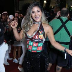 Alian a de namoro prata fina diamantada Alian a de namoro prata fina diamantada