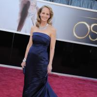 Oscar 2013: Helen Hunt usa vestido de loja popular, H&M, com joia de R$ 140 mil