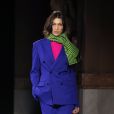 Moda Outono/Inverno 2020: Bella Hadid desfila tendências da estação na Semana de Moda Masculina de Paris