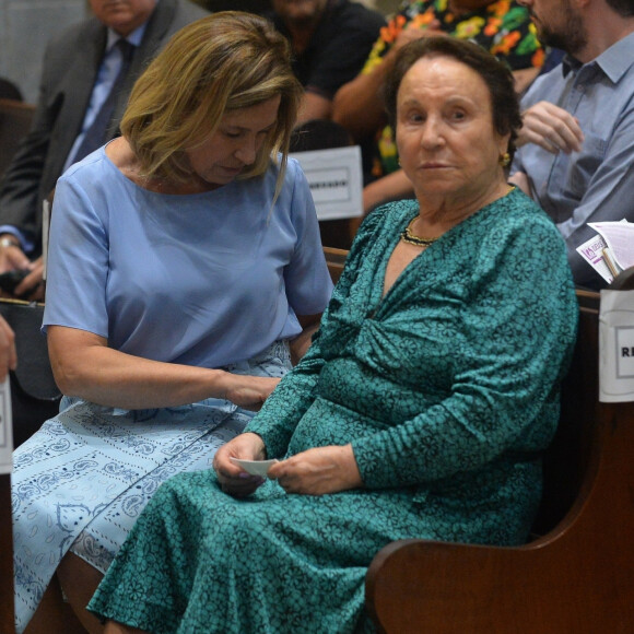 Mãe de Gugu Liberato, Maria do Céu contou que tem dificuldade de perdoar Rose Miriam, mãe dos filhos do apresentador