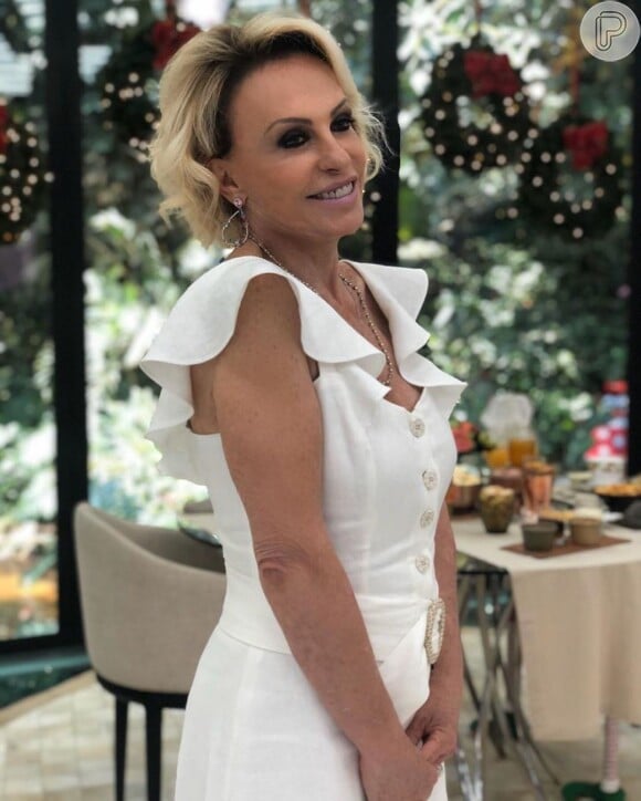 Ana Maria Braga se casou com Johnny Lucet em cerimônia intimista em sua mansão em São Paulo, na última sexta-feira, 07 de fevereiro de 2020