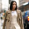 Moda de NY: espartilho é tendência absoluta no street style do New York Fashion Week
