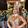 Viviane Araujo usou fantasia chamada Divino Espírito Santo em ensaio de Carnaval