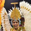 Munik Nunes representou um anjo em fantasia com 2.500 cristais no corpo