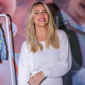 Giovanna Ewbank contou que não ingere bebida alcóolica