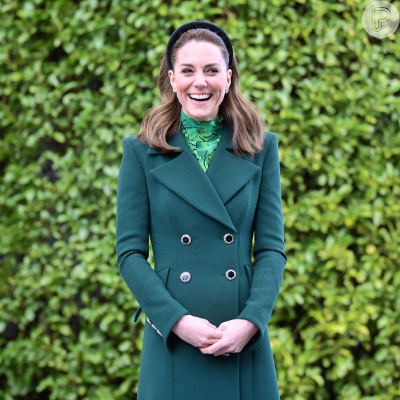 Kate Middleton mostrou toda a versatilidade do verde na escolha de seu look
