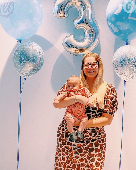 Marília Mendonça se impressionou com o preço dos balões que comprou para festa do filho