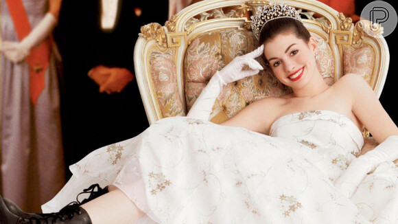 Mia (Anne Hathaway) provou que autoconhecimento é essencial em 'O Diário da Princesa'